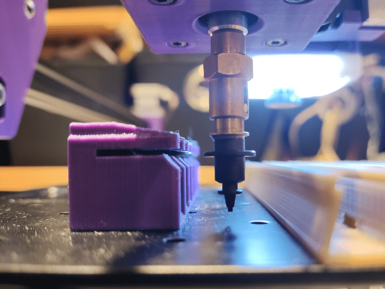 Nozzle tip aligned at correct Z height